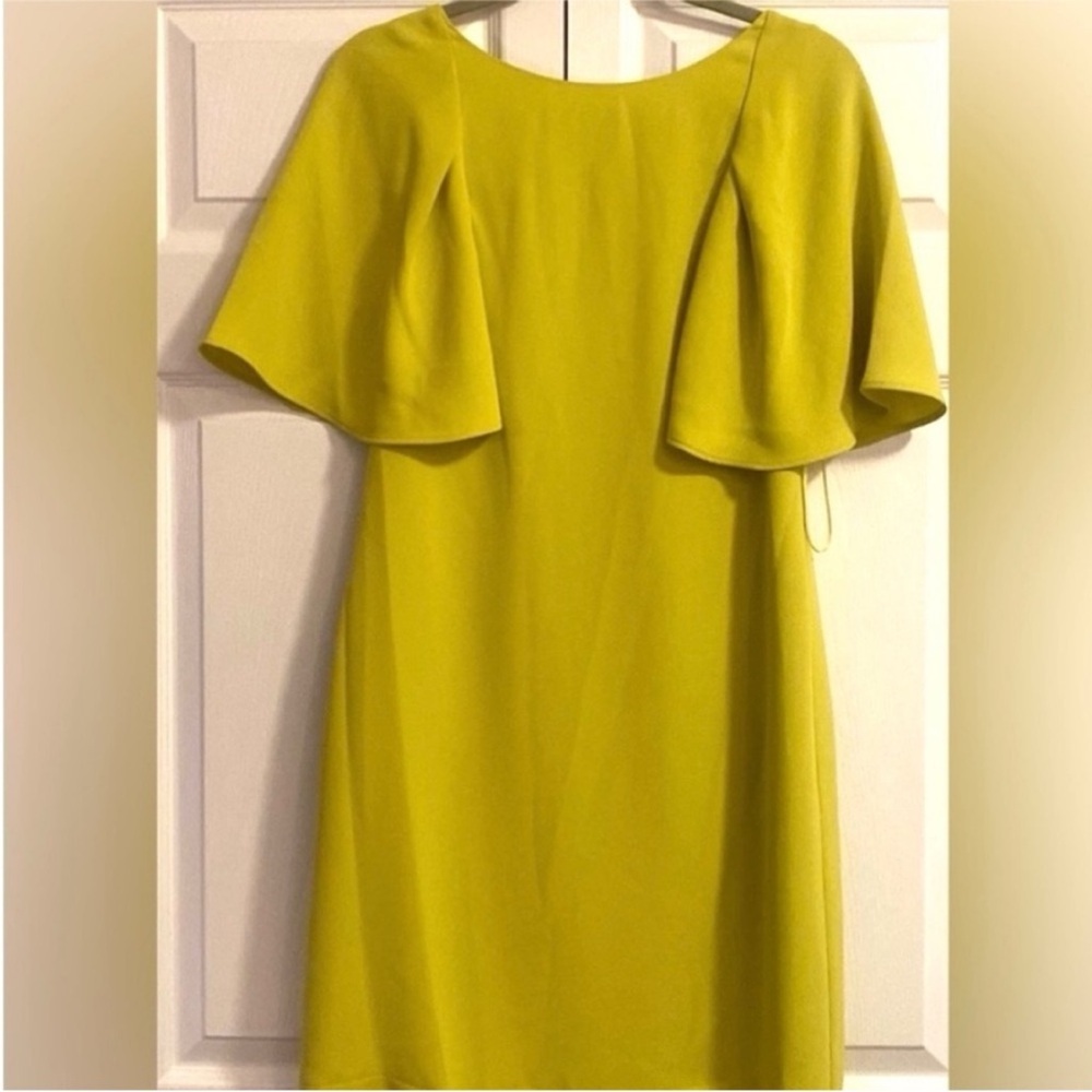 Trina Turk Summer Dress Scenic Pleated Short Sleeve Shift Dress size 4 - Picture 3 of 13